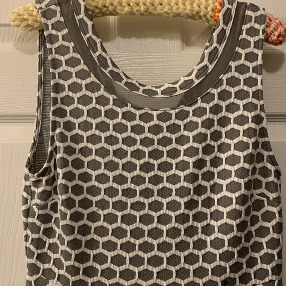 PIXLEY GRAY/WHITE KNIT DRESS SZ L SHEER INSET-BACK NECK V +ZIPPER BUST DARTS - Picture 2 of 8